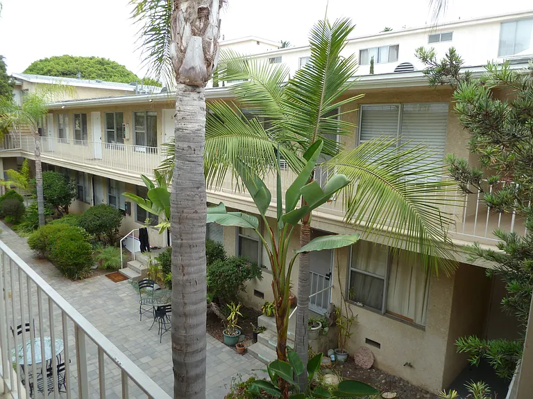 1022 2nd St #20 — Photo 21