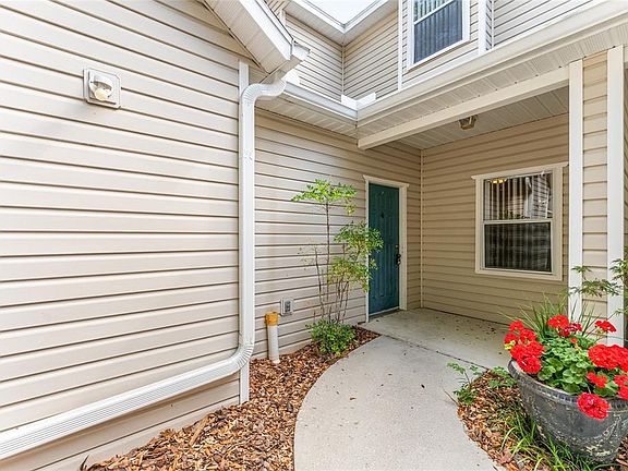 3rd image of 4700 SW Archer Rd #13
