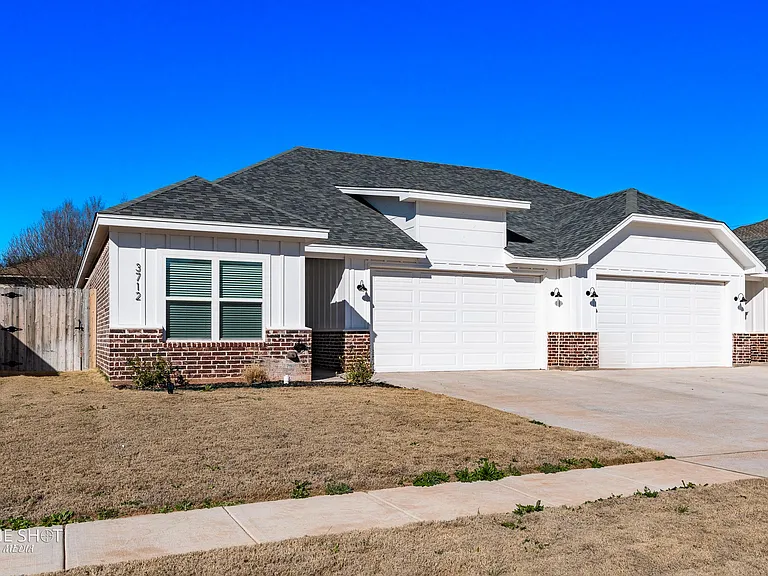3712 Kala Dr — Photo 1