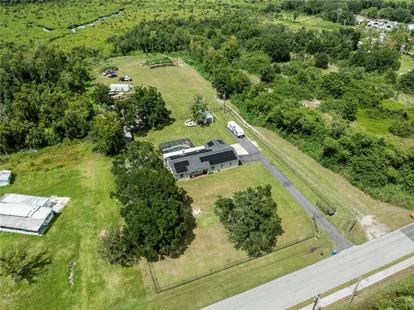 10710 BILL TUCKER ROAD, WIMAUMA, FL 33598