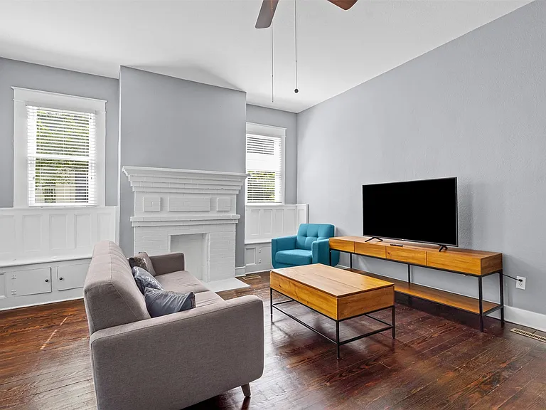 301 S Edgefield Ave — Photo 10