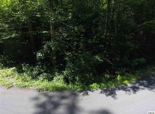 714 Pinnacle Vista Rd, Gatlinburg, TN 37738