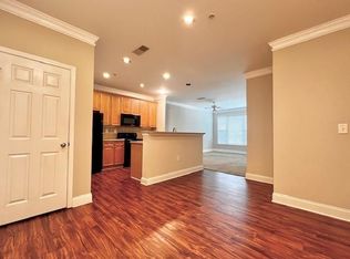 1208 Stratford Cmns, Decatur, GA 30033