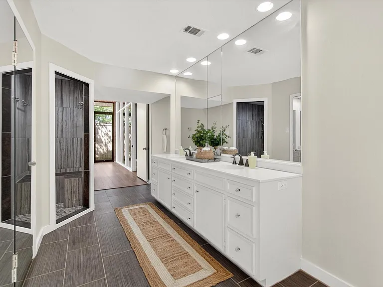 147 Valley Dr — Photo 32