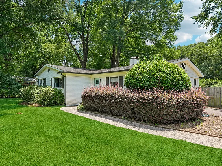 1031 Cutler Pl — Photo 3