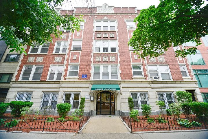 1st image of 511 W Melrose St APT 306