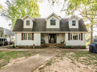 620 Sutton Ln, Beech Creek, KY 42321