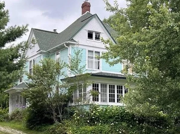 605 Ridge Rd, Mass City, MI 49948