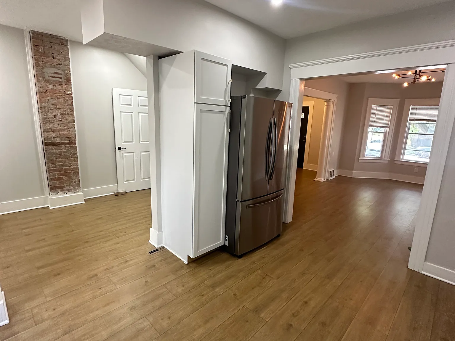 8002 Lake Ave — Photo 4