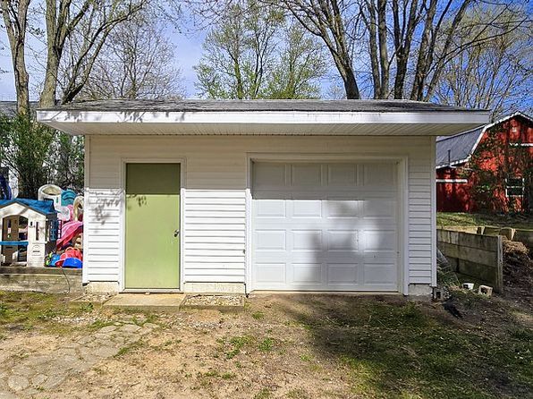 6101 W Beard Rd, Perry, MI 48872