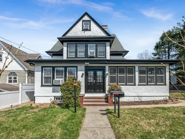 56 S Mountain Ave, Cedar Grove, NJ 07009