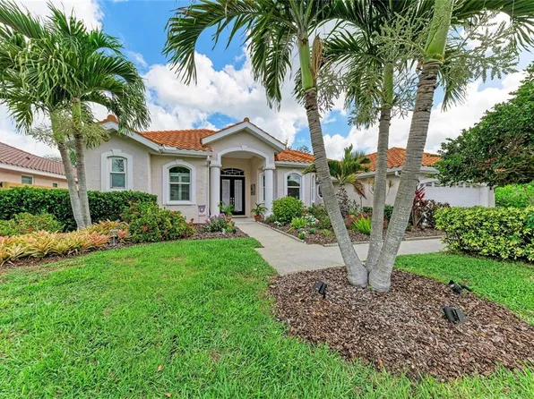 4471 McIntosh Lake Ave, Sarasota, FL 34233