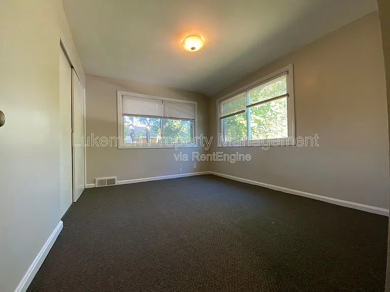 2511 Portage St #2509 — Photo 8