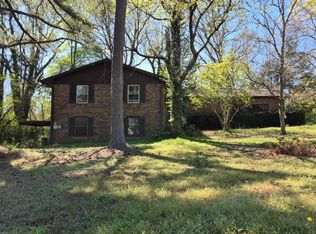1617 W Kellogg Cir, Douglasville, GA 30134