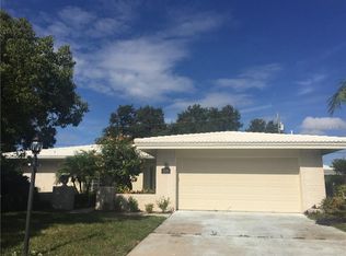 2140 Pine Ridge Dr, Clearwater, FL 33763