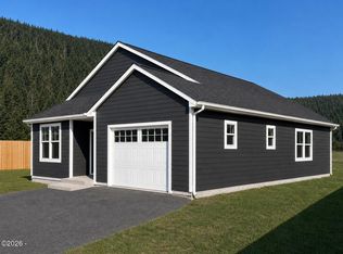 101 Magnolia Ln, Garibaldi, OR 97118