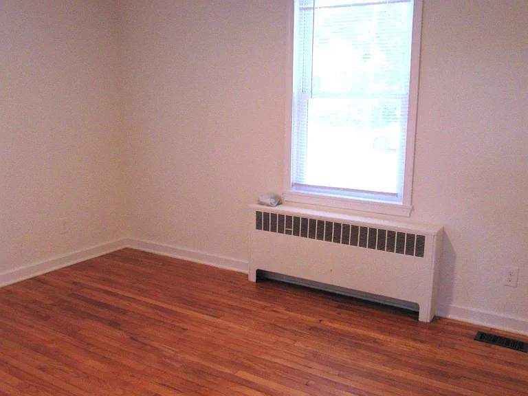 2306 S Columbus St — Photo 9