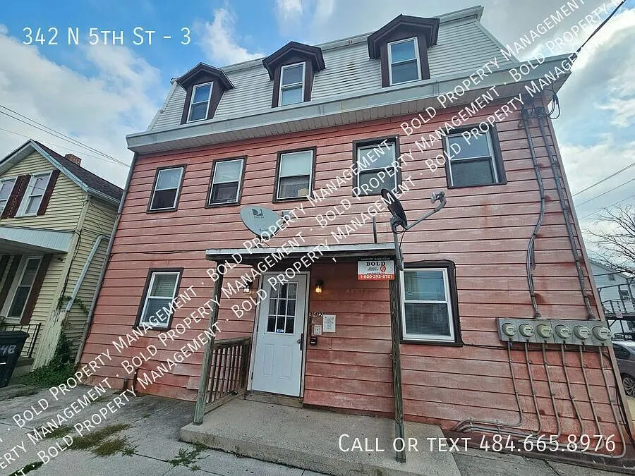 1 Bedroom 1 Bath — Photo 1