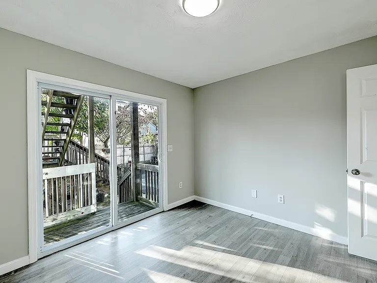 164 Dora St #2 — Photo 8