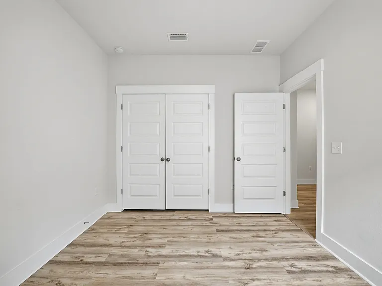 209 Camellia Dr — Photo 7