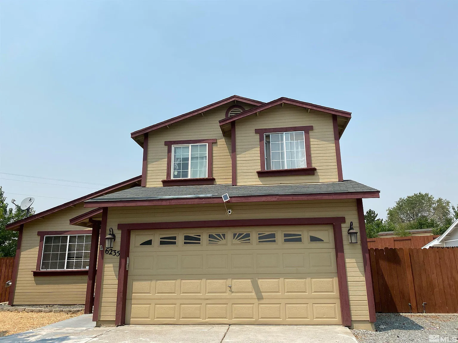 6235 Klikitat Ct photo 1