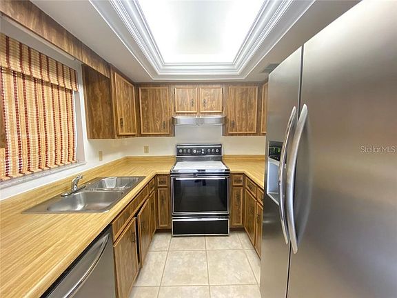 4th image of 5922 Branch Dr