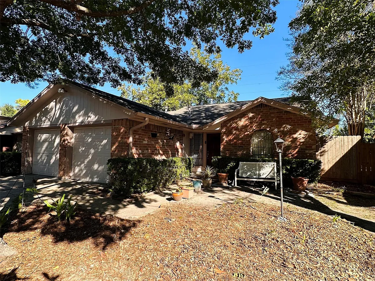 Building Photo - 7810 Kellwood Dr