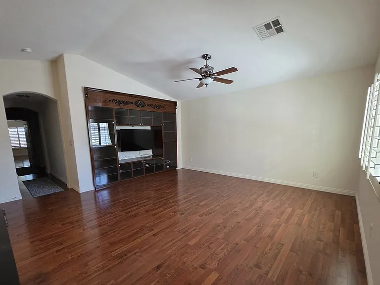 7884 Clearweed Ct — Photo 4