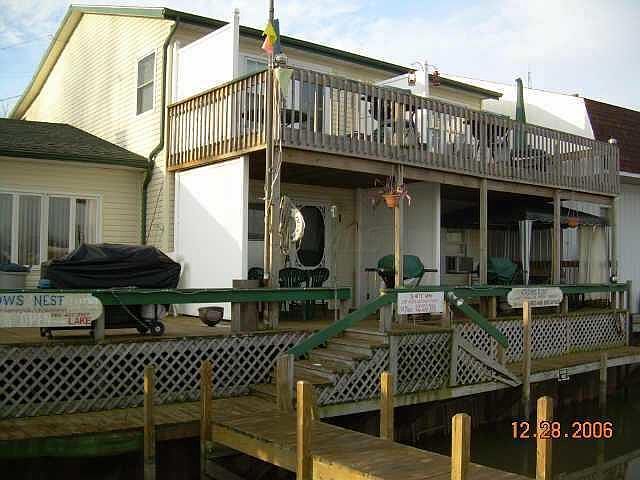 1st image of 2945 Canal Dr