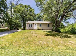 2801 S River Rd, Saint Charles, MO 63303