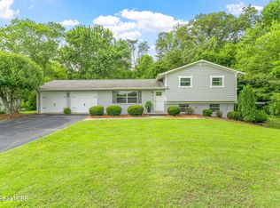 7605 Luscombe Dr, Knoxville, TN 37919