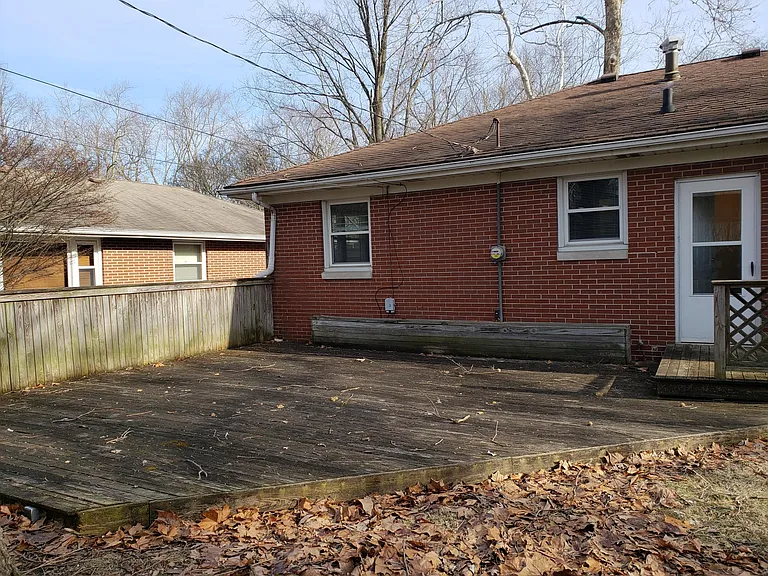 405 E Mumford Dr — Photo 27
