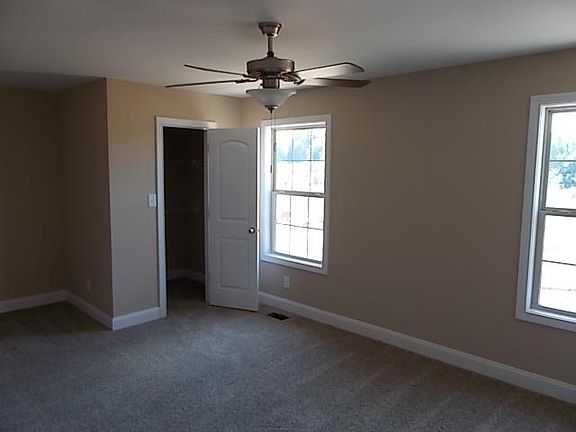 4th image of 1812 Beckett Dr APT B