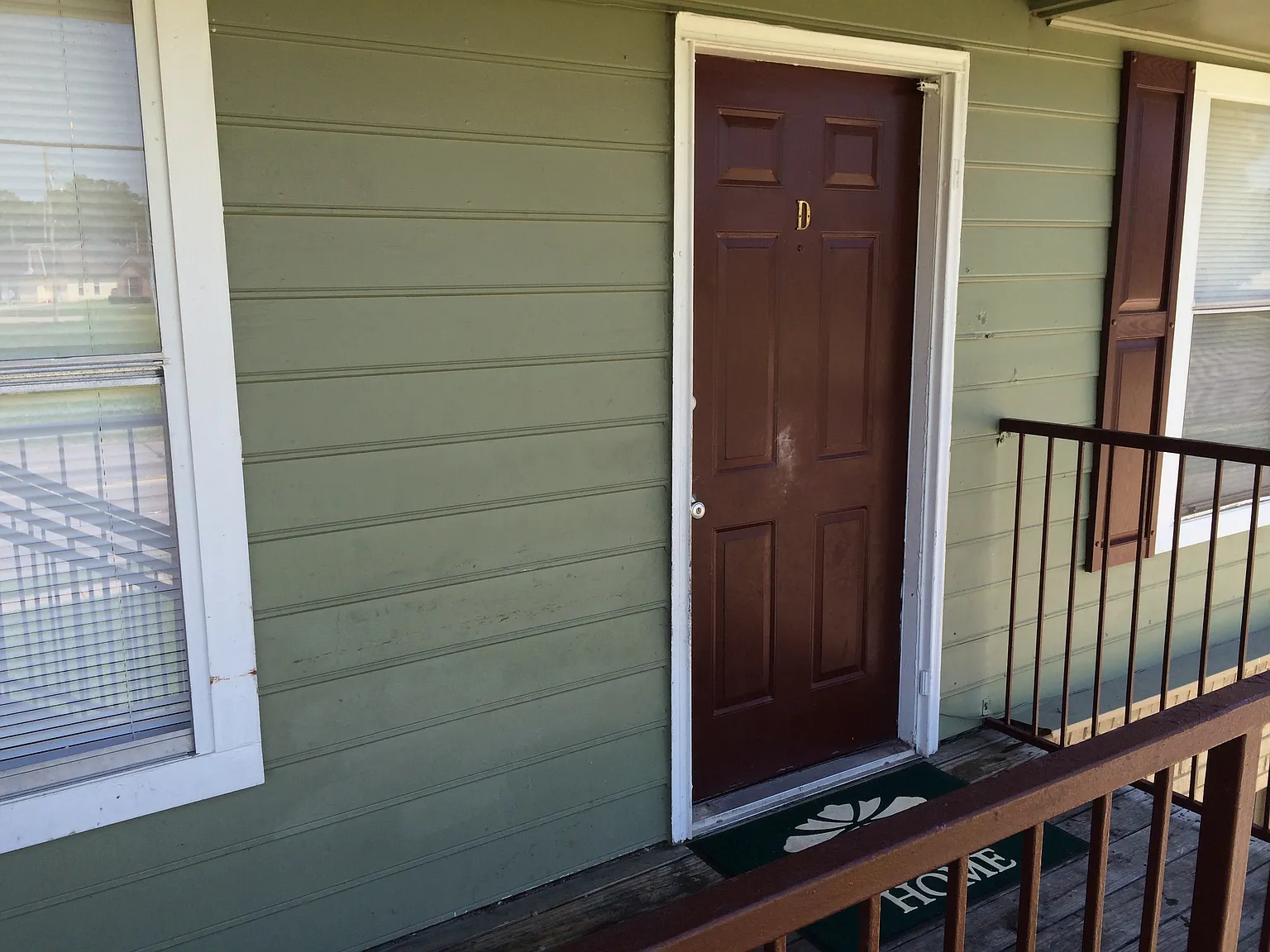 3 bed, 750 sqft, $795 — Photo 3