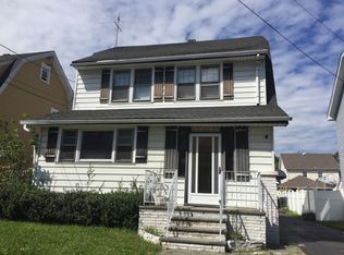 83 Scrivens St, Totowa, NJ