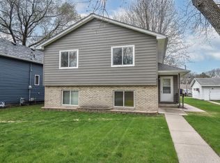 811 Broadway Ave S, Sauk Rapids, MN 56379