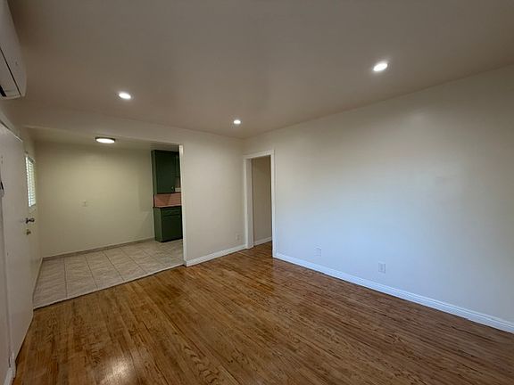 3rd image of 968 Tularosa Dr APT 2