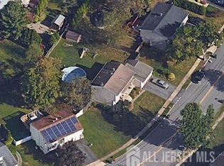 57 Clover Hill Dr, Flanders, NJ 07836