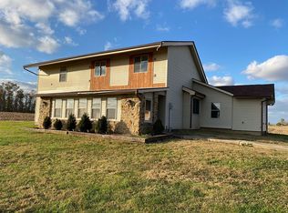 11464 N 575 E, Hope, IN 47246