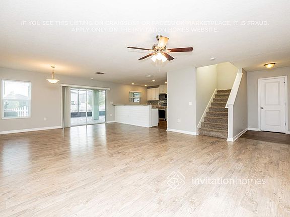 4th image of 10619 Laguna Plains Dr