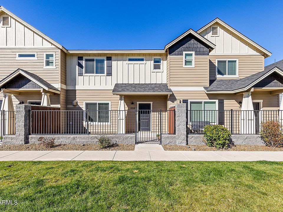 1st image of 12249 Curtis Court