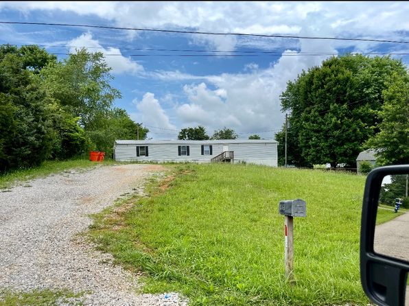 182 Blackburn Rd