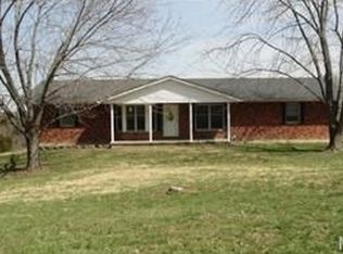 996 Hagen Rd, Saint Clair, MO 63077