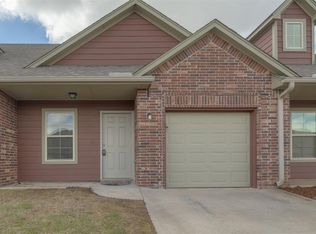 1020 SW 92nd St, Oklahoma City, OK 73139