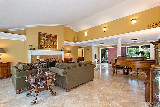 1st image of 11561 Heathcliff Dr