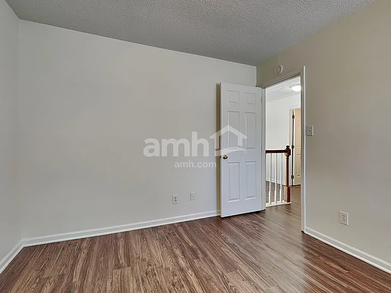 214 Long Creek Pkwy — Photo 16