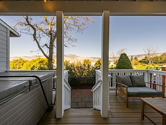 4th image of 2713 Clay Creek Way