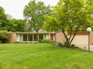 2223 Travers Ln, Flossmoor, IL 60422