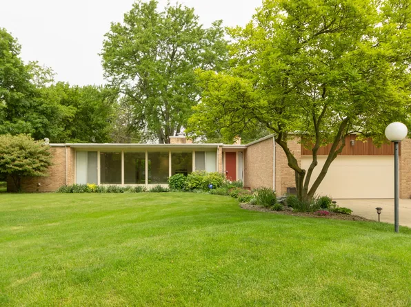 2223 Travers Ln, Flossmoor, IL 60422