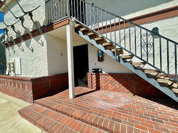 5th image of 360 W Mountain View Ave APT 5